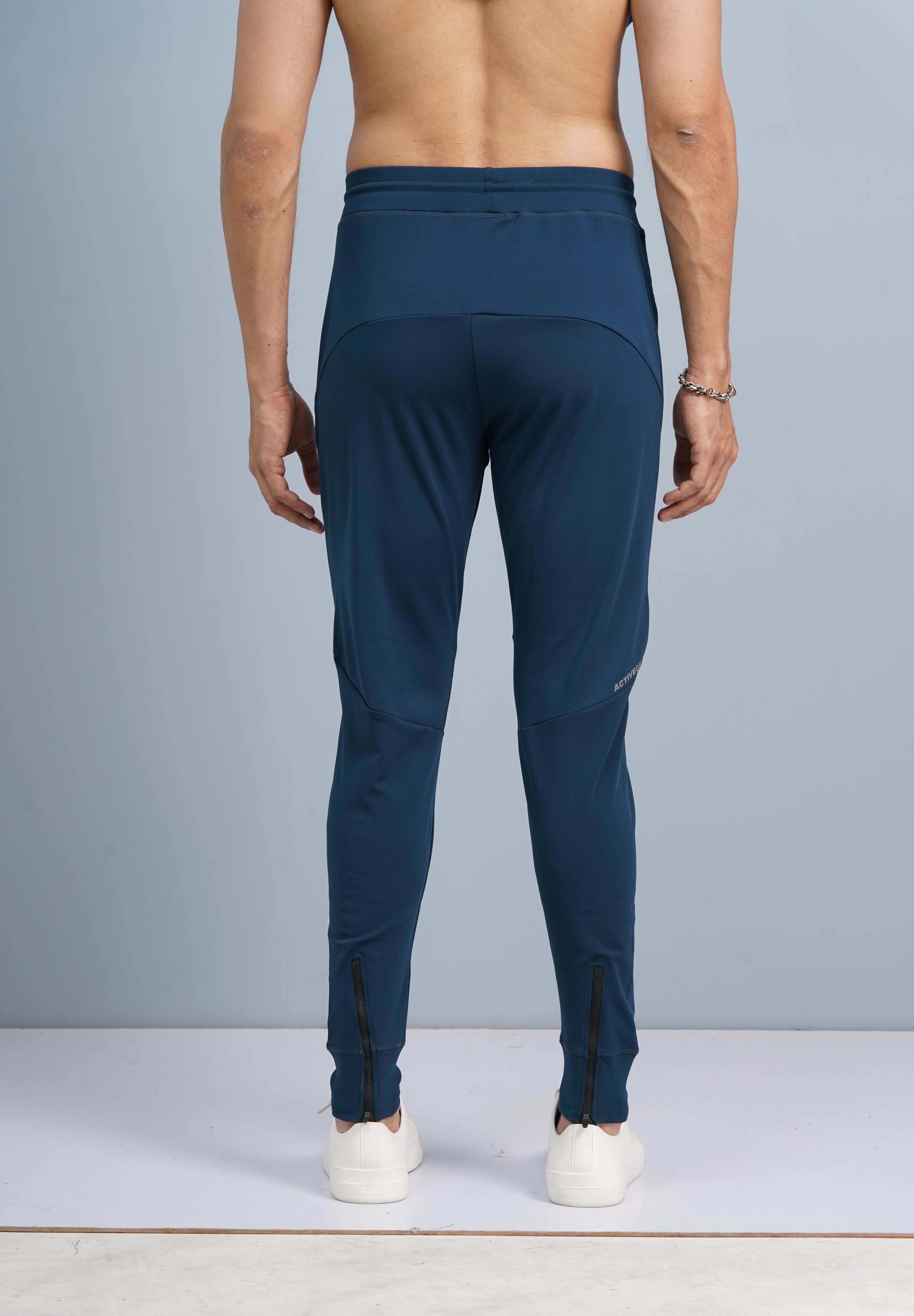 Zipper Blue